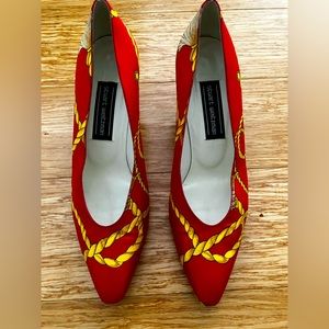 Red fabric vintage Stuart Weitzman shell and rope printed high heel